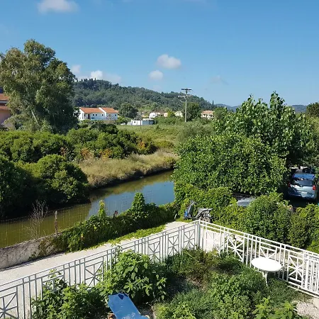 Sea & River Apartments